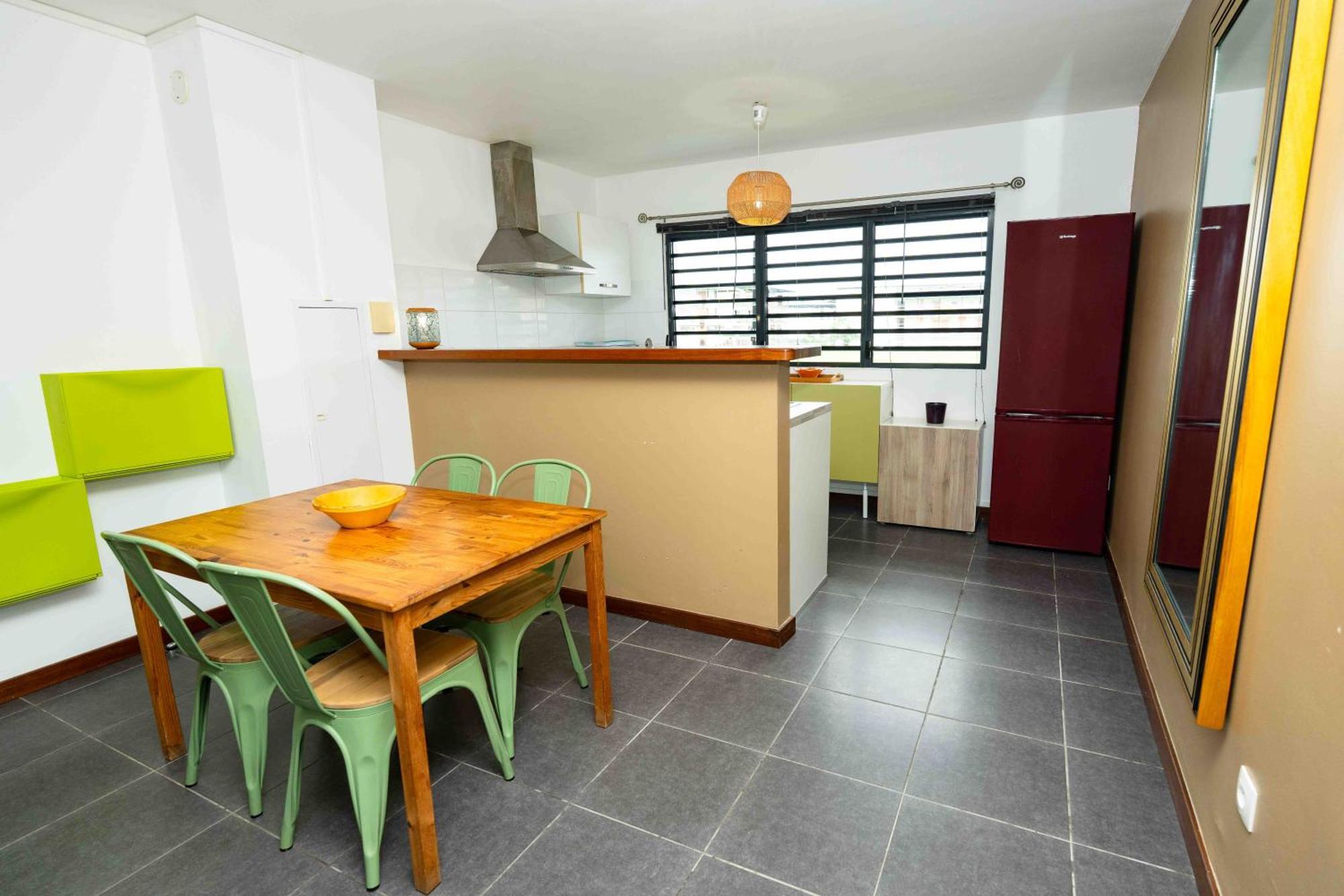 Hibiscus Standing- Appartement Cosy- 2 Chambres Climatisees- Cuisine Equipee- Wifi-Terrasse カイエンヌ エクステリア 写真